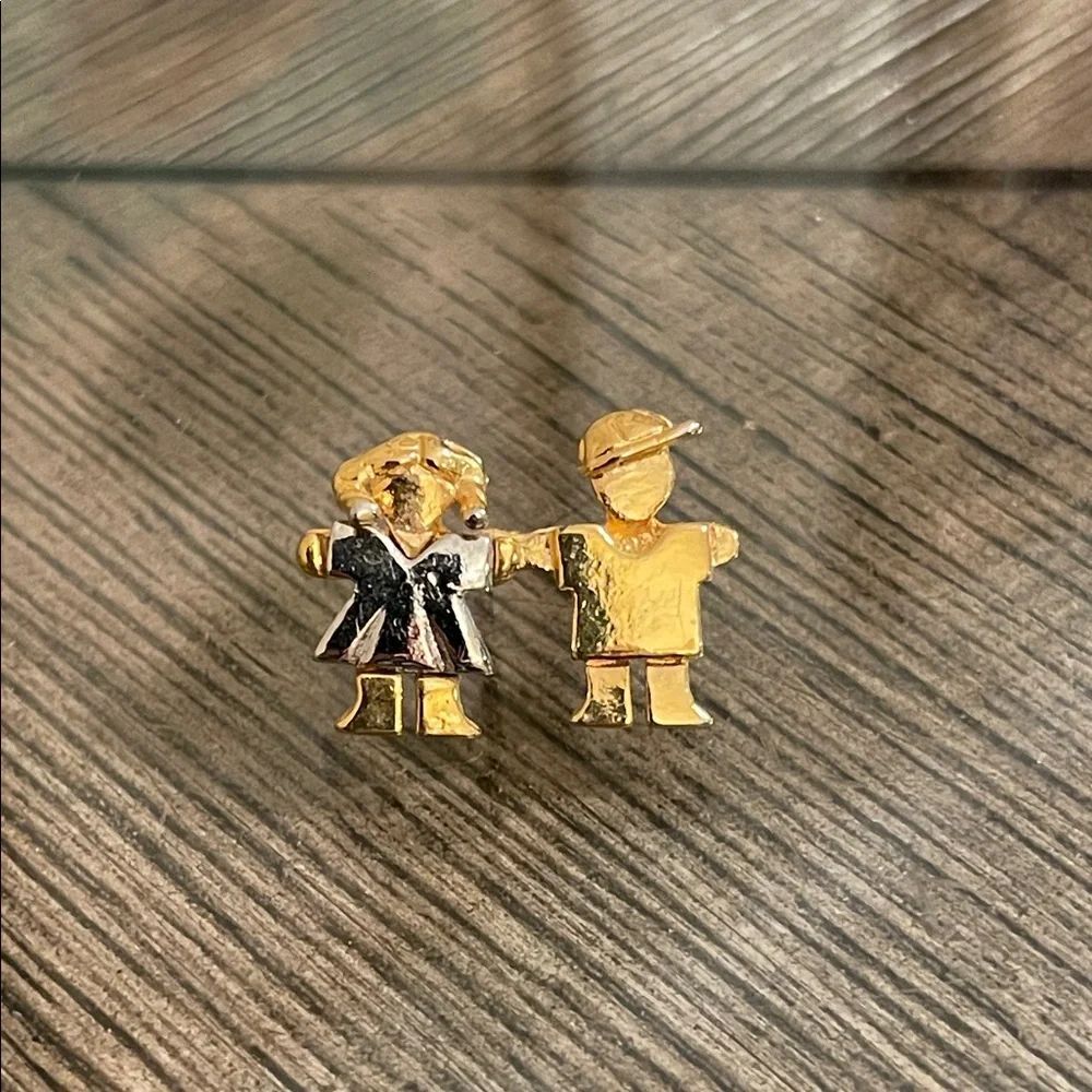 Vintage Style Boy and Girl Two-tone Lapel Pin - Tie Tac